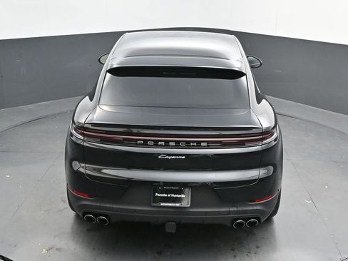 New 2026 Porsche Cayenne Coupe AWD/4WD image 31