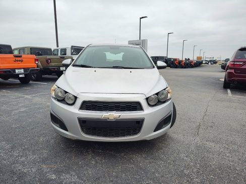 Used 2013 Chevrolet Sonic LS image 2