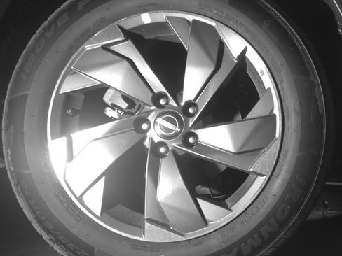 Used 2025 Nissan Rogue SV image 15