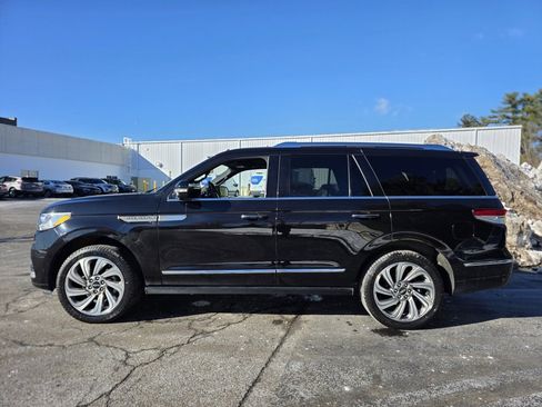 Used 2023 Lincoln Navigator Reserve image 5