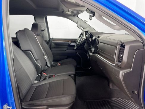Used 2025 Chevrolet Silverado 1500 LT image 27