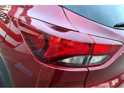 Used 2025 Chevrolet TrailBlazer LT image 32