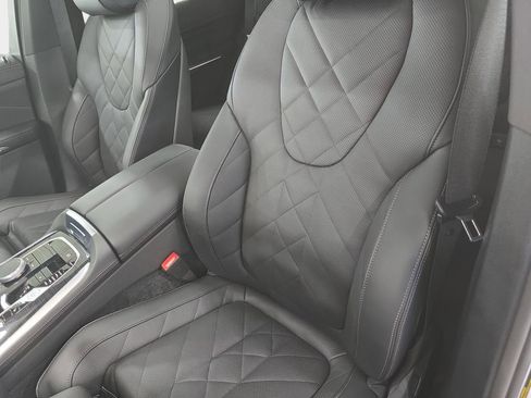 Used 2026 BMW X5 sDrive40i w/ M Sport Package image 23