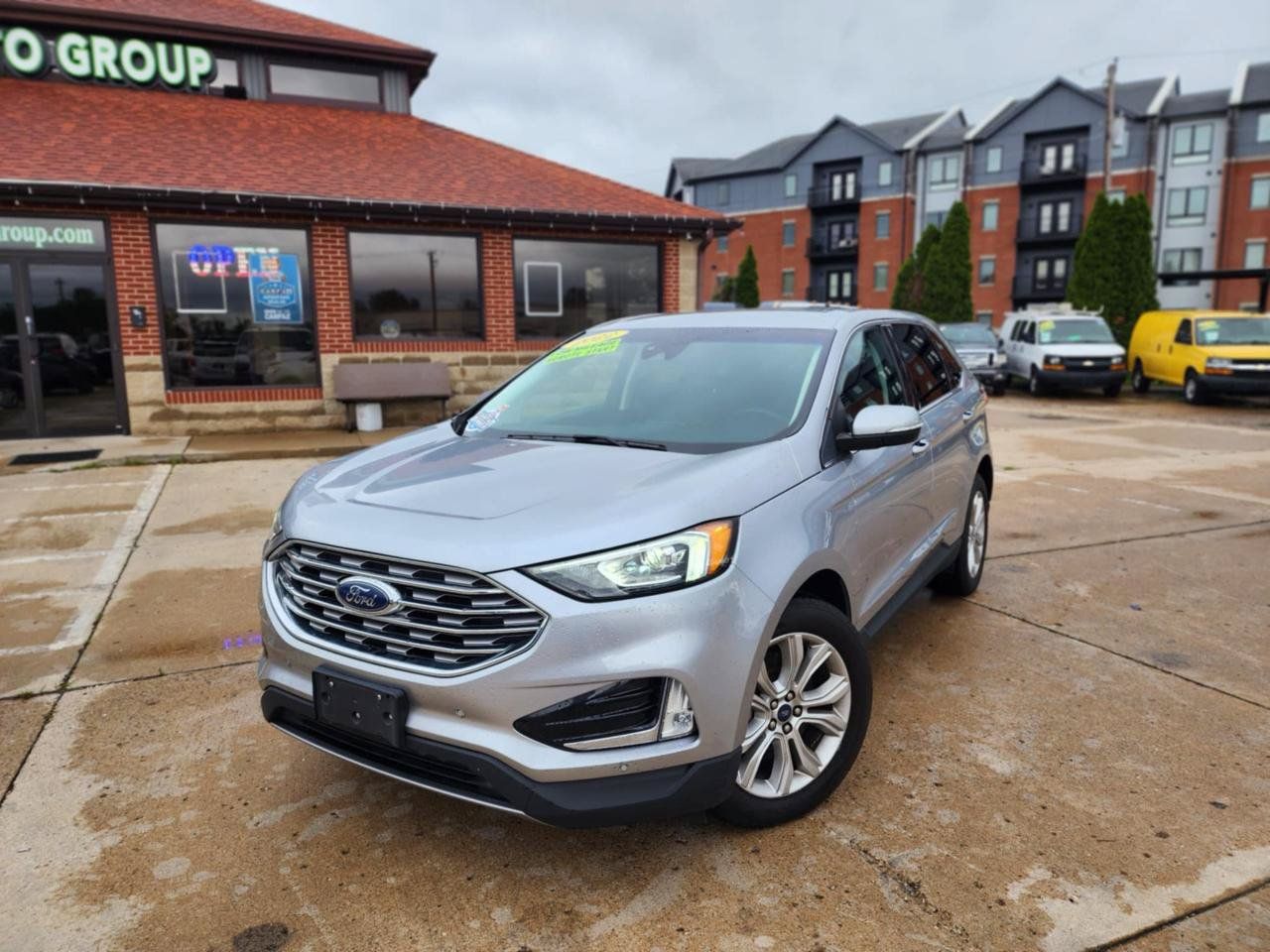 Used 2022 Ford Edge Titanium AWD/4WD image 3