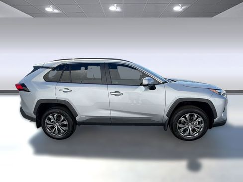 Used 2024 Toyota RAV4 Limited w/ Advanced Technology Package image 8