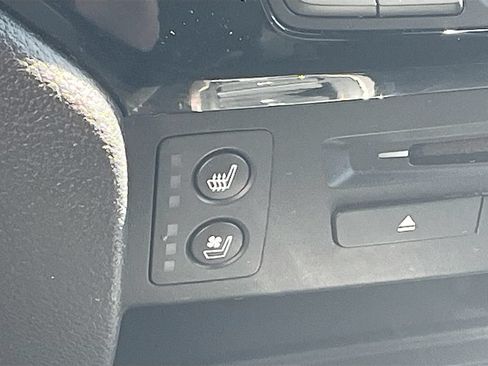 Used 2022 Honda Pilot Black Edition image 21