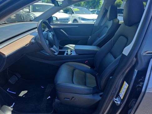 Used 2023 Tesla Model Y Long Range AWD/4WD image 10