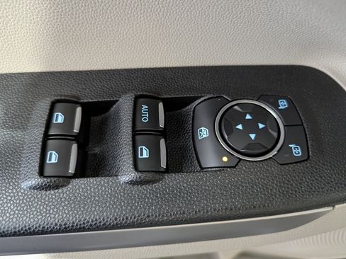 Used 2022 Ford EcoSport S image 15