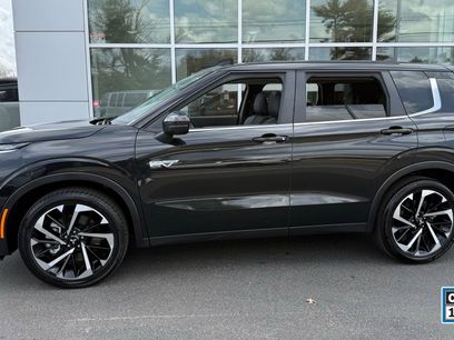 Used 2024 Mitsubishi Outlander SE