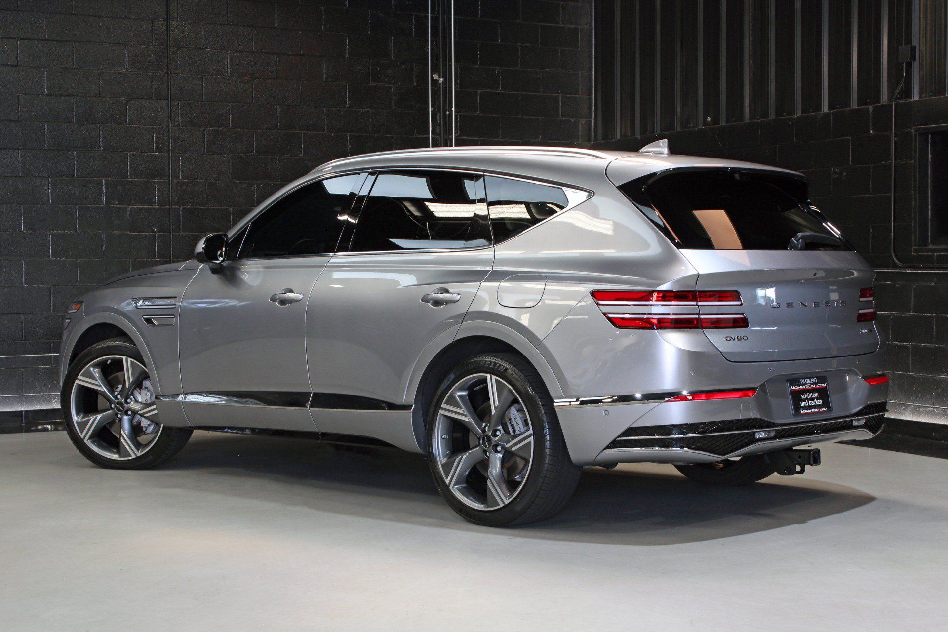 Used 2025 Genesis GV80 3.5T Prestige AWD/4WD image 12