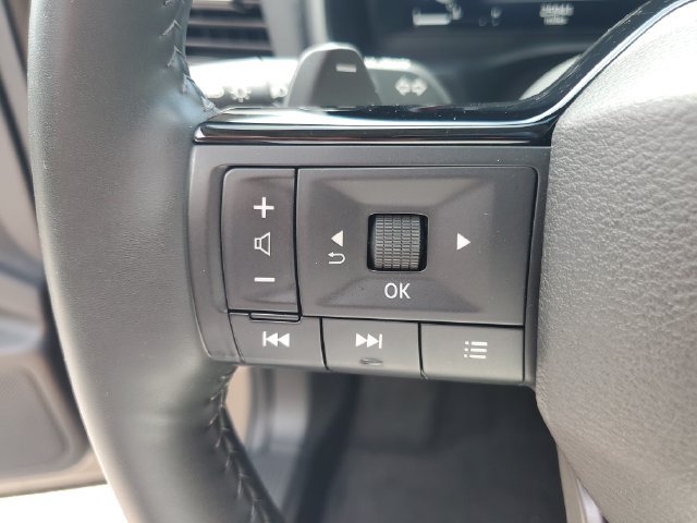 Certified 2025 Nissan Rogue SL w/ SL Premium Package FWD image 20