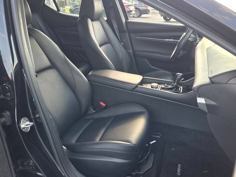Used 2024 MAZDA MAZDA3 s FWD image 17