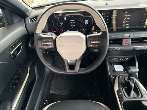 New 2025 Kia K4 GT-Line w/ GT-Line Premium Package image 14