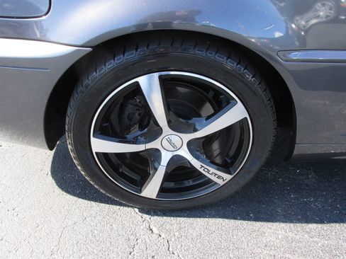 Used 2005 BMW 325Ci Convertible RWD image 32