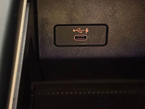 Used 2021 BMW X5 xDrive40i w/ Premium Package image 37