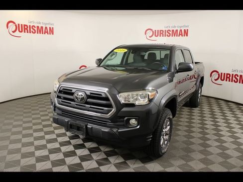 Used 2019 Toyota Tacoma SR5 AWD/4WD image 1