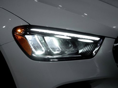 Certified 2025 Mercedes-Benz GLE 350 4MATIC image 8