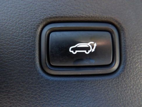 Certified 2022 Hyundai Palisade Calligraphy FWD image 30