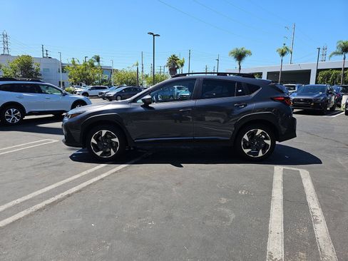 Used 2024 Subaru Crosstrek 2.5i Limited AWD/4WD image 4