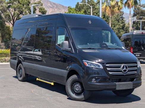 New 2026 Mercedes-Benz Sprinter 2500 image 14