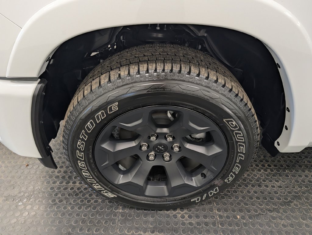 Used 2026 RAM 1500 Big Horn AWD/4WD image 7