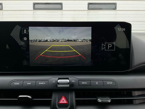 Used 2025 Kia K4 LXS image 32