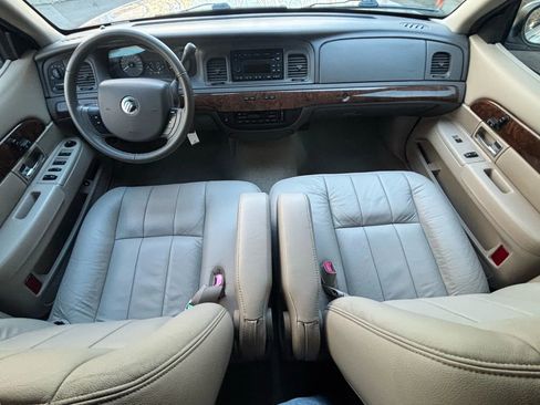 Used 2009 Mercury Grand Marquis LS image 26