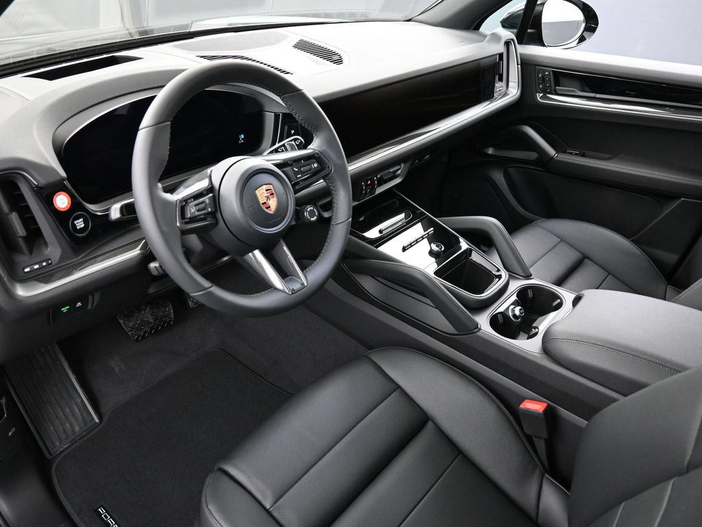 Certified 2026 Porsche Cayenne AWD/4WD image 4