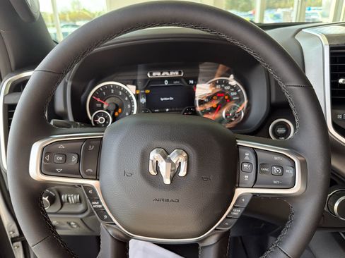 New 2026 RAM 1500 4x4 Crew Cab image 22