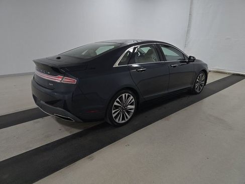 Used 2020 Lincoln MKZ Reserve image 2