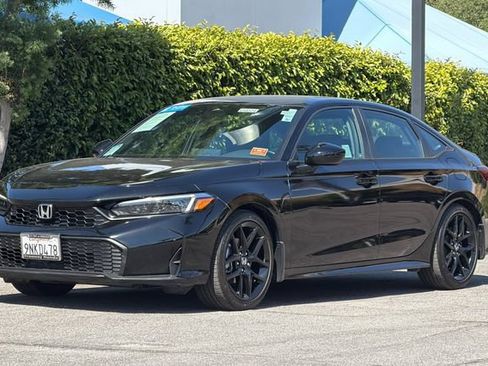 Certified 2025 Honda Civic Sport image 9