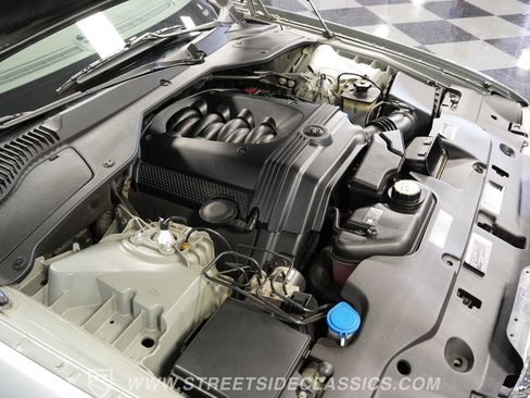 Used 2004 Jaguar XJ8 image 35