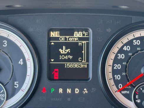 Used 2016 RAM 2500 SLT image 26