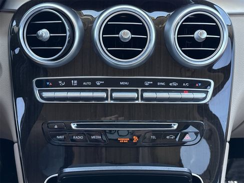 Used 2016 Mercedes-Benz GLC 300 image 18