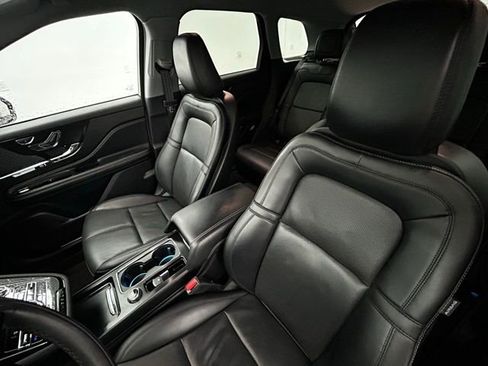 Used 2022 Lincoln Corsair Reserve w/ Elements Package image 34