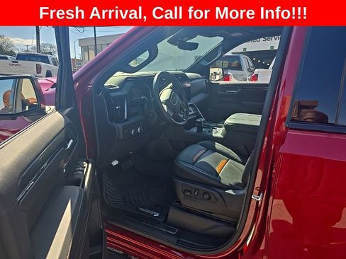 Used 2024 GMC Sierra 1500 AT4 w/ Technology Package image 10