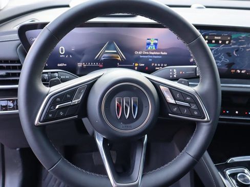 New 2025 Buick Envision Preferred image 10