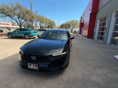 Used 2023 Honda Accord Sport image 3