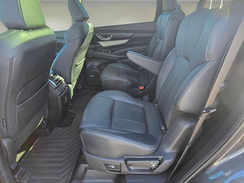 Used 2022 Subaru Ascent Limited w/ Technology Package image 14