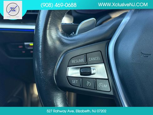 Used 2021 BMW 330i xDrive Sedan w/ Convenience Package image 12