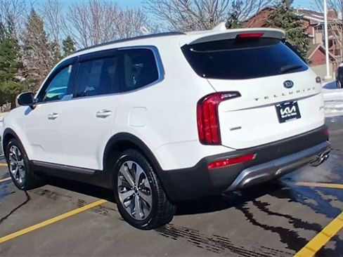 Certified 2020 Kia Telluride S image 9