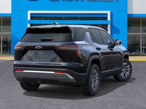 New 2026 Chevrolet Equinox LT w/ Convenience Package II FWD image 4