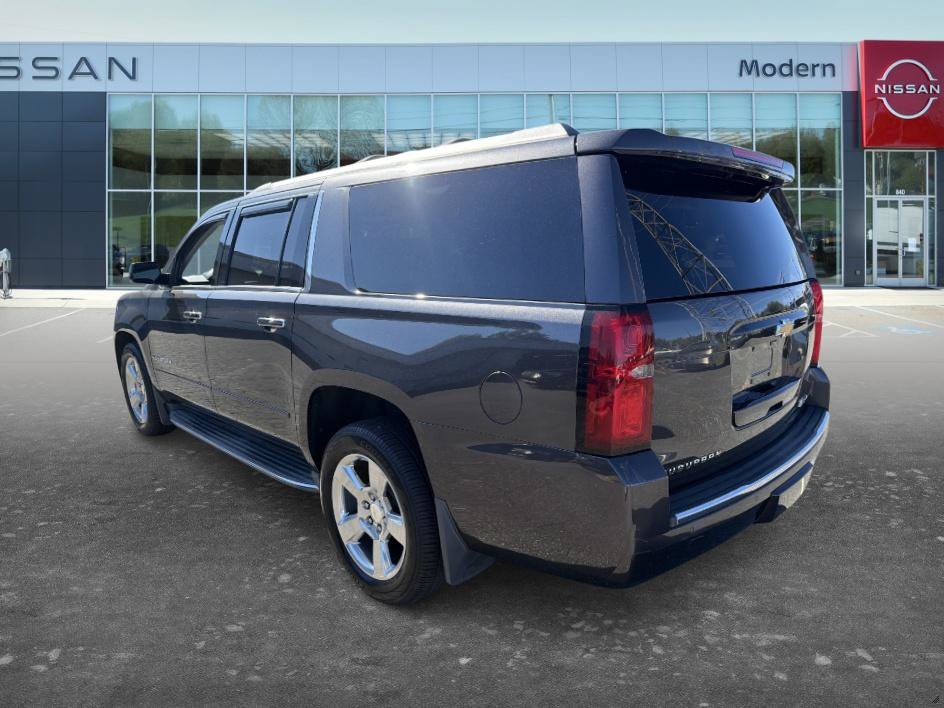 Used 2017 Chevrolet Suburban Premier AWD/4WD image 7