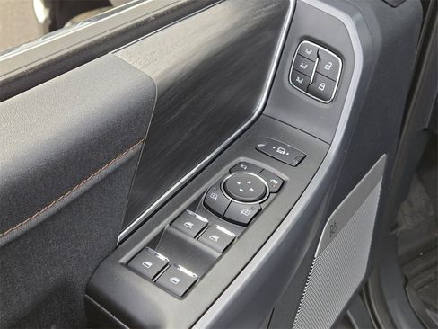 New 2025 Ford F150 Lariat w/ Equipment Group 501A Mid image 10