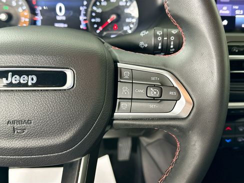 Used 2024 Jeep Compass Trailhawk AWD/4WD image 13
