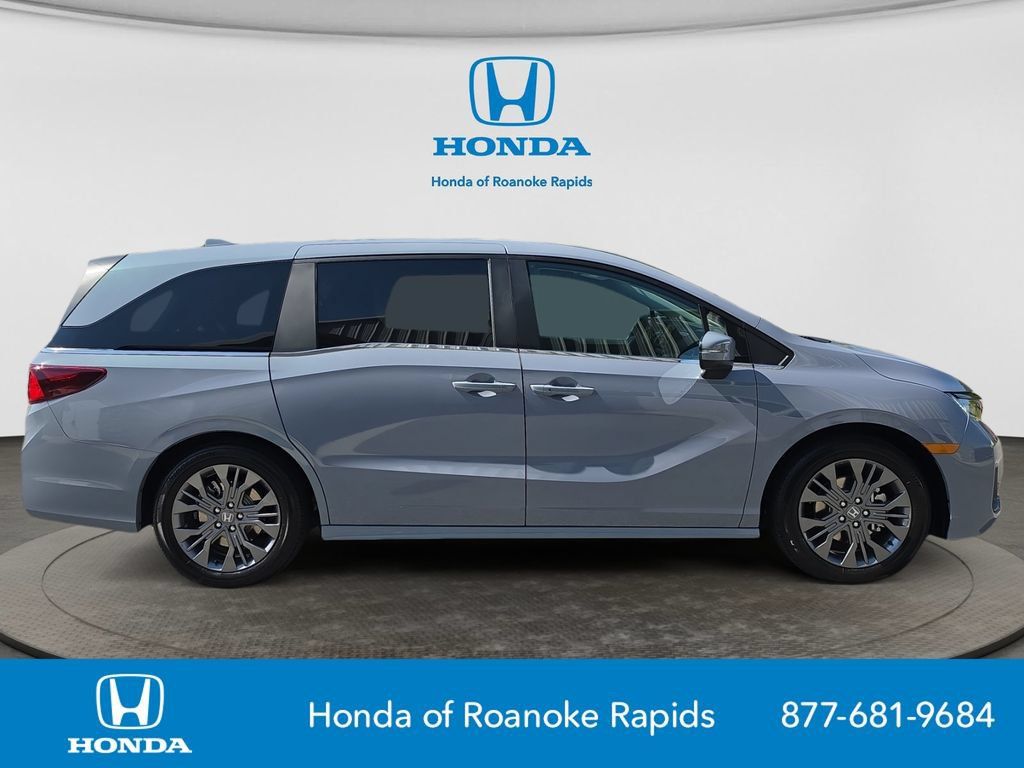New 2027 Honda Odyssey Touring image 6