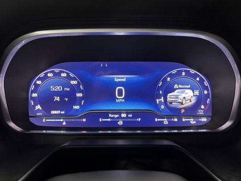 Used 2023 Chevrolet Tahoe Z71 w/ Luxury Package image 33