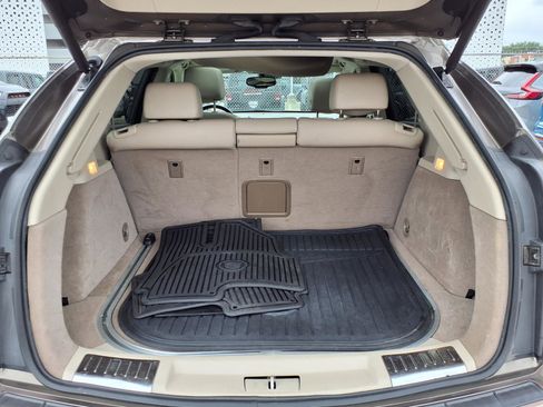 Used 2016 Cadillac SRX Luxury w/ Driver Awareness Package FWD image 18