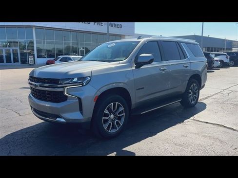 Used 2023 Chevrolet Tahoe LS w/ Driver Alert Package AWD/4WD image 4