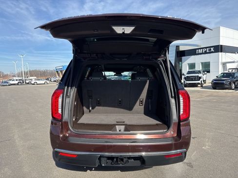 Used 2023 GMC Yukon SLT w/ Max Trailering Package image 32